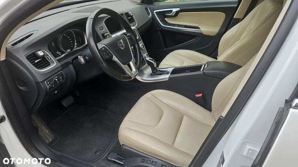 Volvo S60 T5 Drive-E Summum - 7