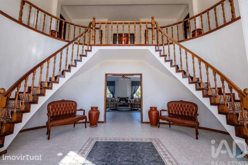 Casa / Villa T4 em Figueira de Lorvão - Grande imagem: 4/36