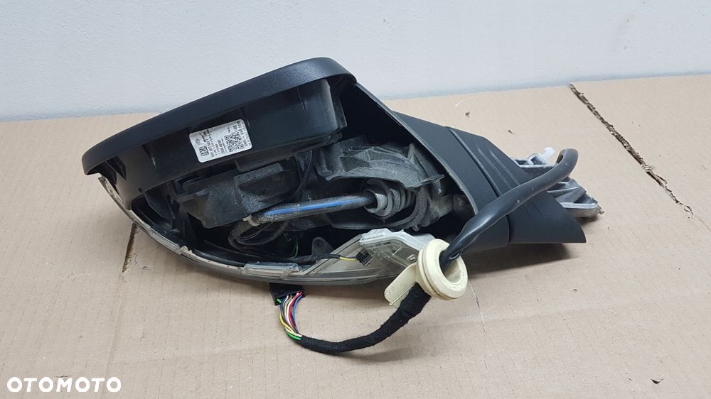 lusterko przód prawe vw golf viii 11-pin 5h1 - 3