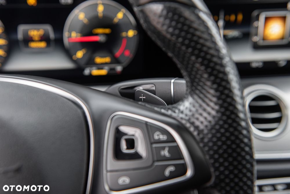 Mercedes-Benz Klasa E 220 d Business Edition 9G-TRONIC - 23