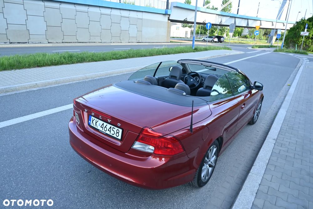 Volvo C70 2.0D Powershift Momentum - 17