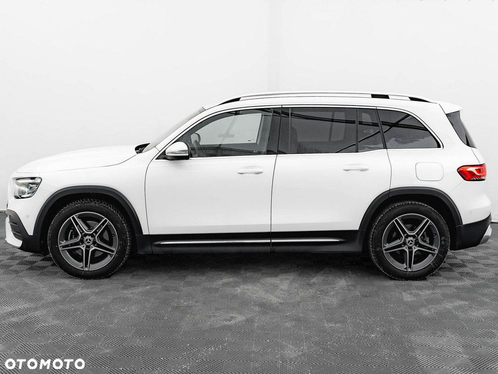 Mercedes-Benz GLB - 10