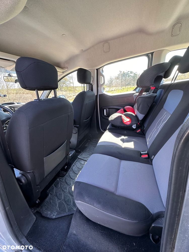 Peugeot Partner - 13