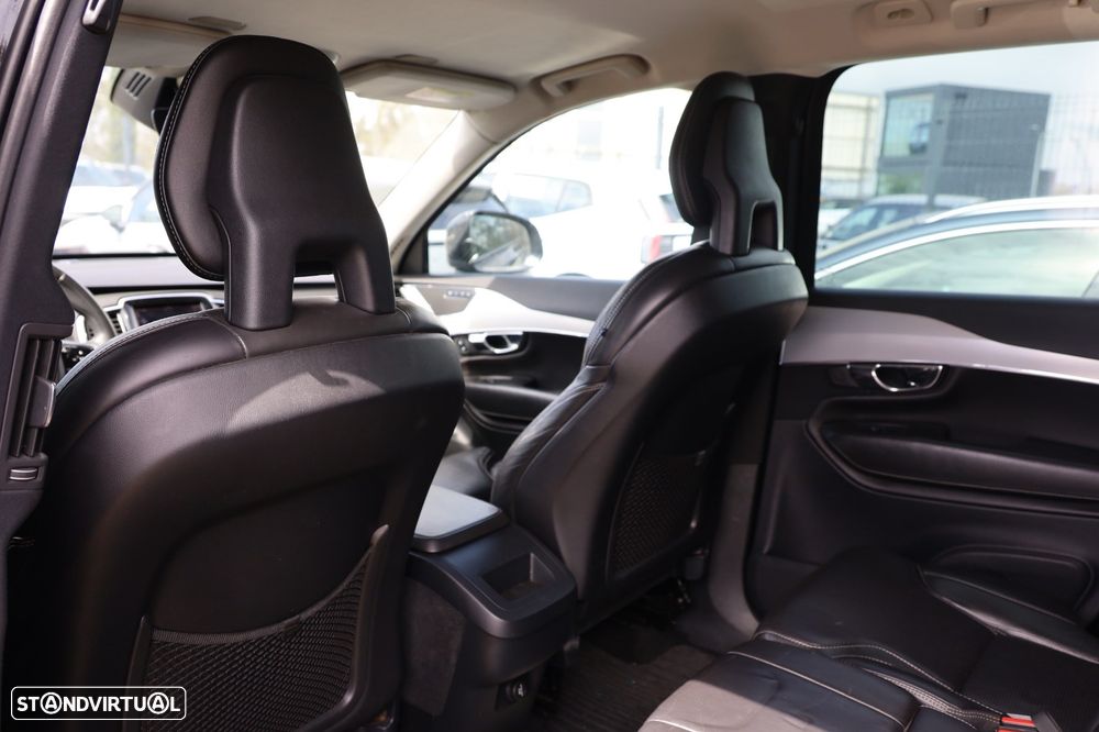 Volvo XC 90 2.0 D5 Momentum AWD - 11
