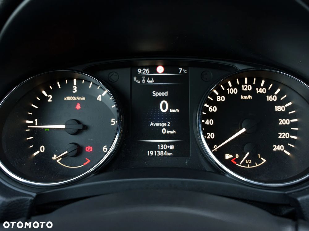 Nissan Qashqai 1.6 DCi Tekna+ - 29