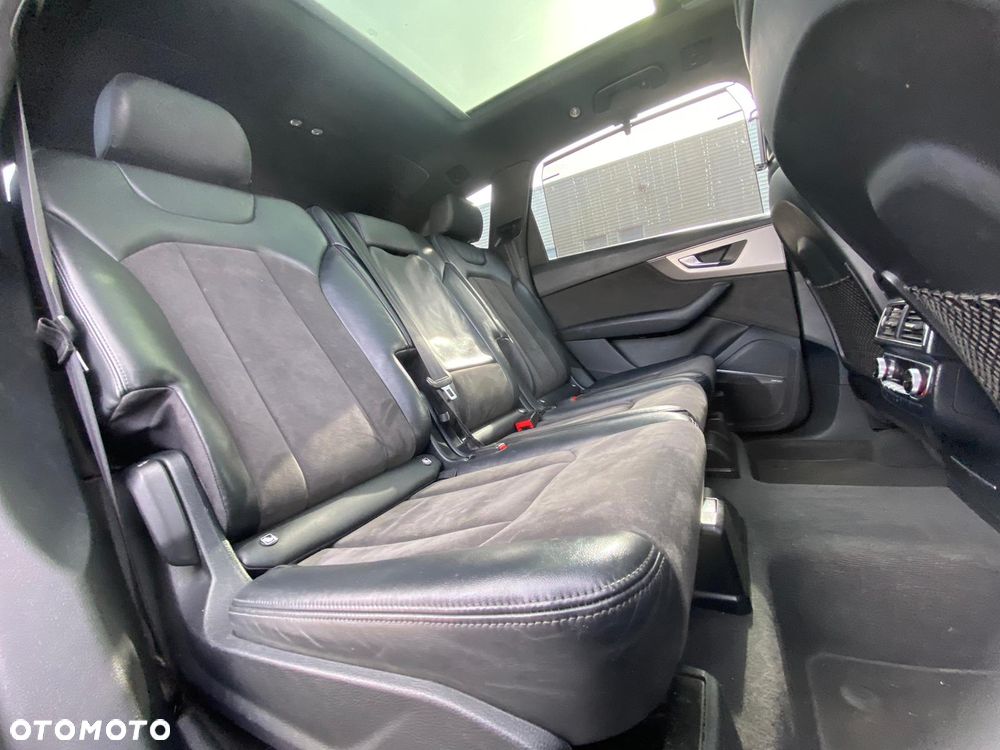 Audi Q7 - 34