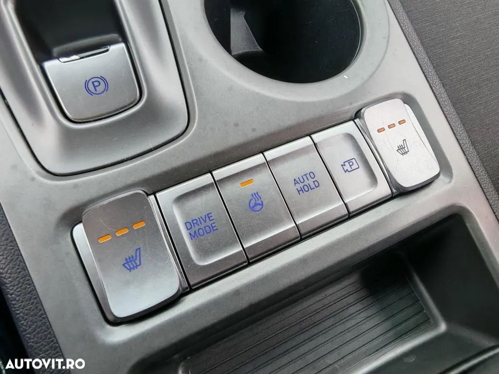 Hyundai KONA Electric 204CP Highway + Navi - 14