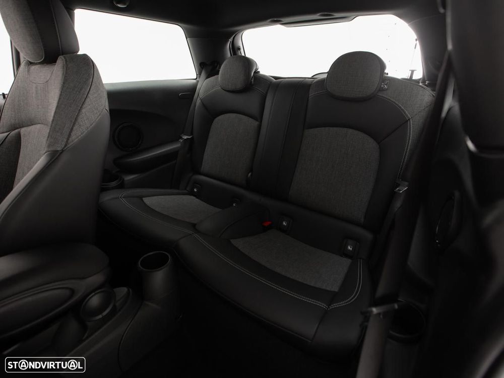 MINI 3 Portas Cooper SE Essential - 9