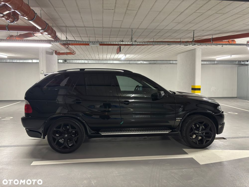 BMW X5 4.8is - 11
