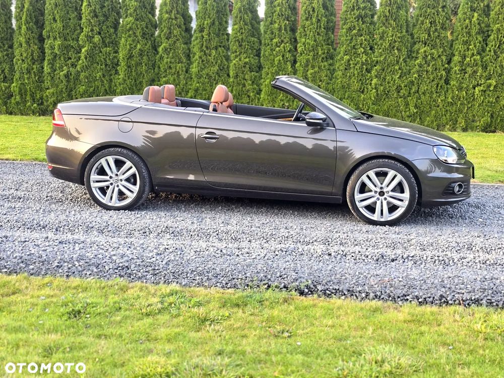 Volkswagen Eos - 12