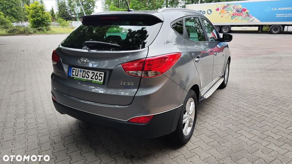 Hyundai ix35 1.6 2WD blue Style - 10