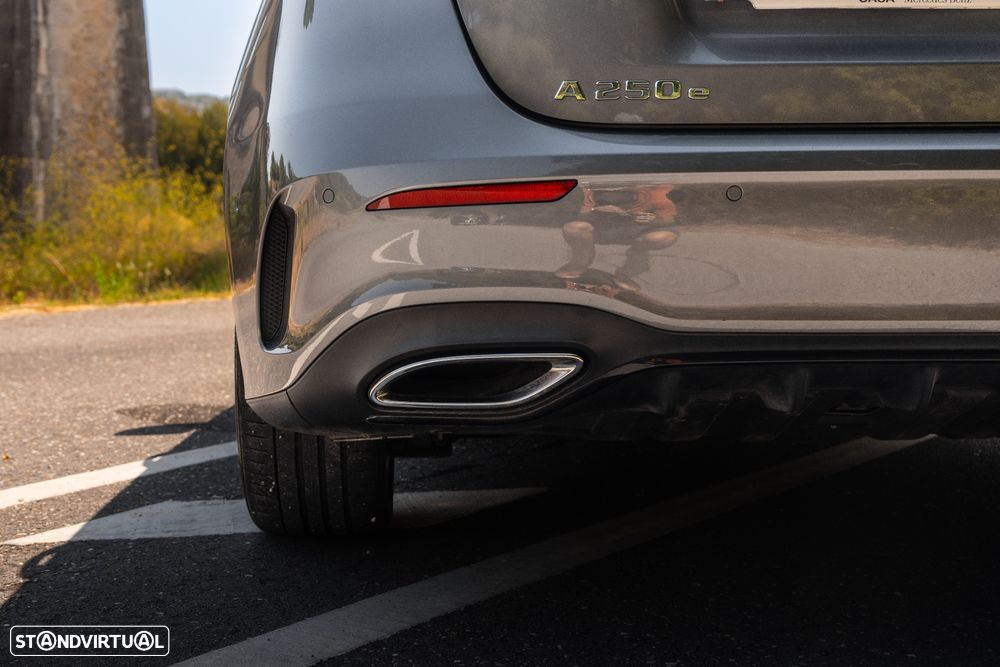Mercedes-Benz A 250 e 8G-DCT AMG Line Advanced - 19