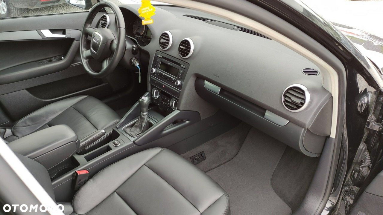 Audi A3 1.6 TDI DPF Attraction - 27