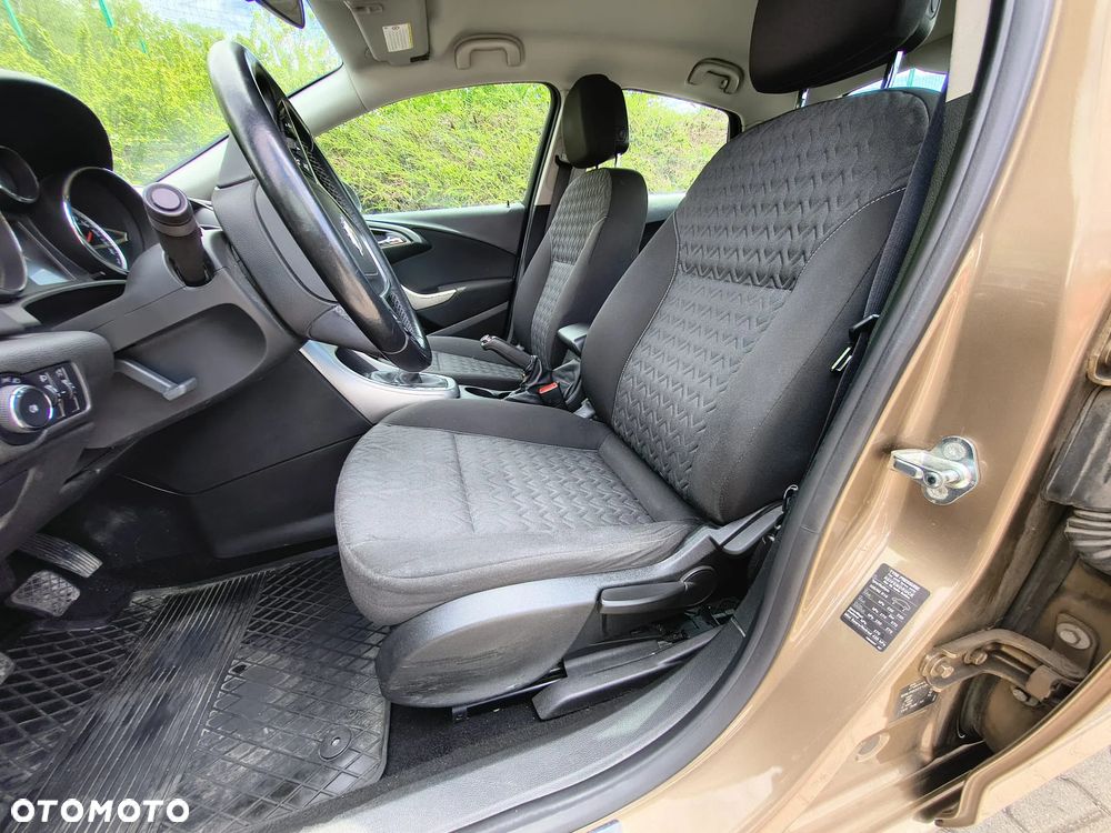 Opel Astra 1.4 T Active - 26