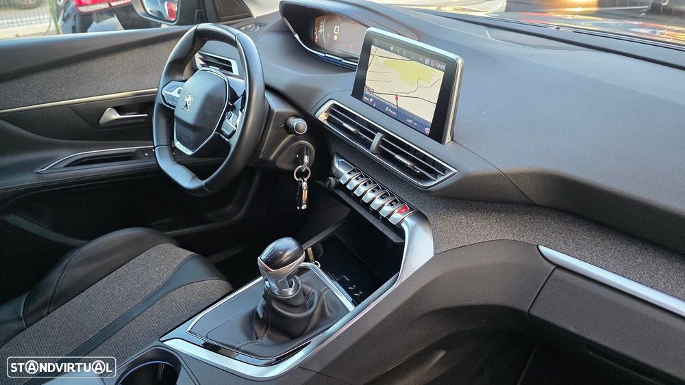 Peugeot 3008 1.5 BlueHDi Allure Pack - 16