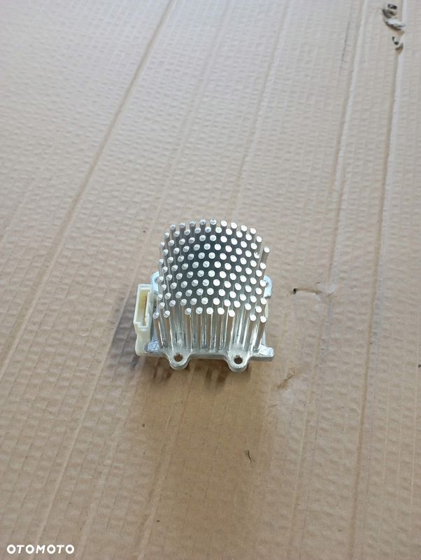 MERCEDES W212 E KLASA 2.2 CDI PRZETWORNICA MODUŁ LED JEŻ 182771 - 1