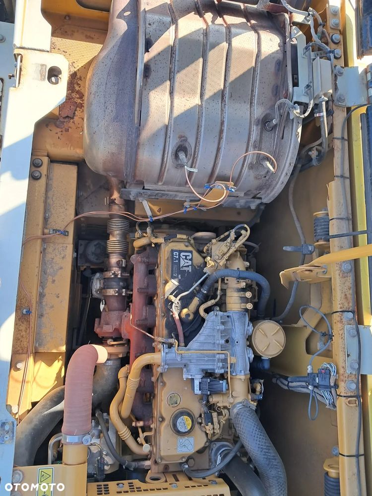 Caterpillar 326FL - 8