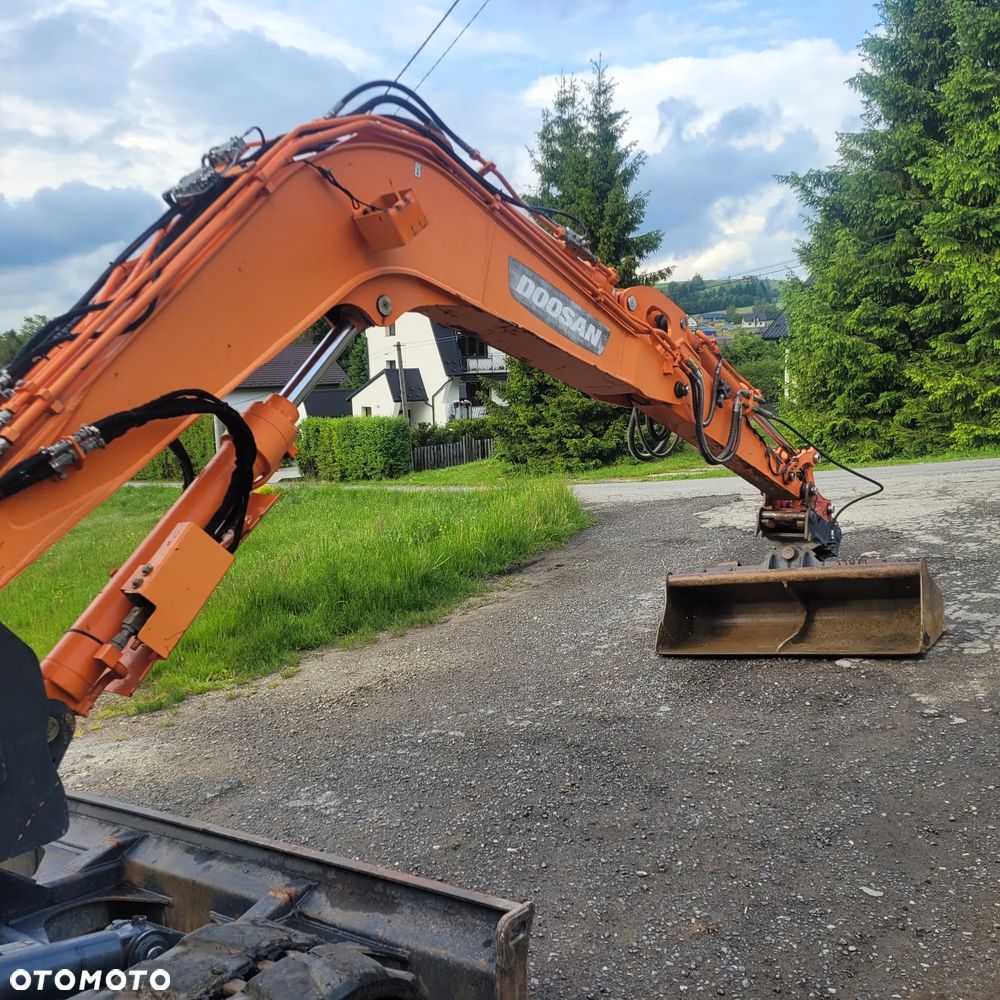 Doosan DX85R - 4