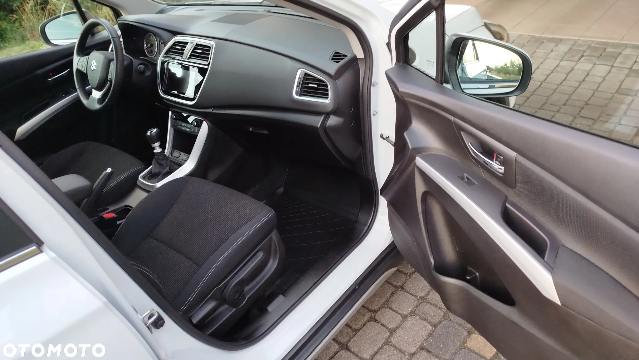 Suzuki SX4 - 12