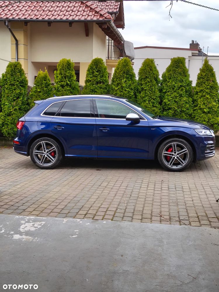 Audi SQ5 - 5