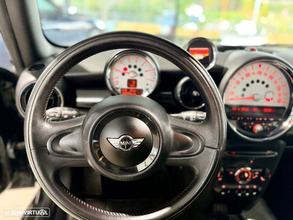 MINI 3 Portas Cooper D - 8