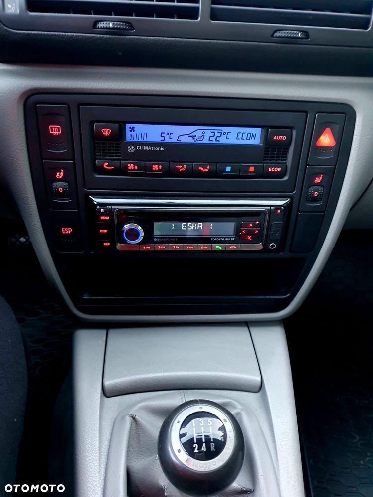 Volkswagen Passat 2.0 Comfortline - 9