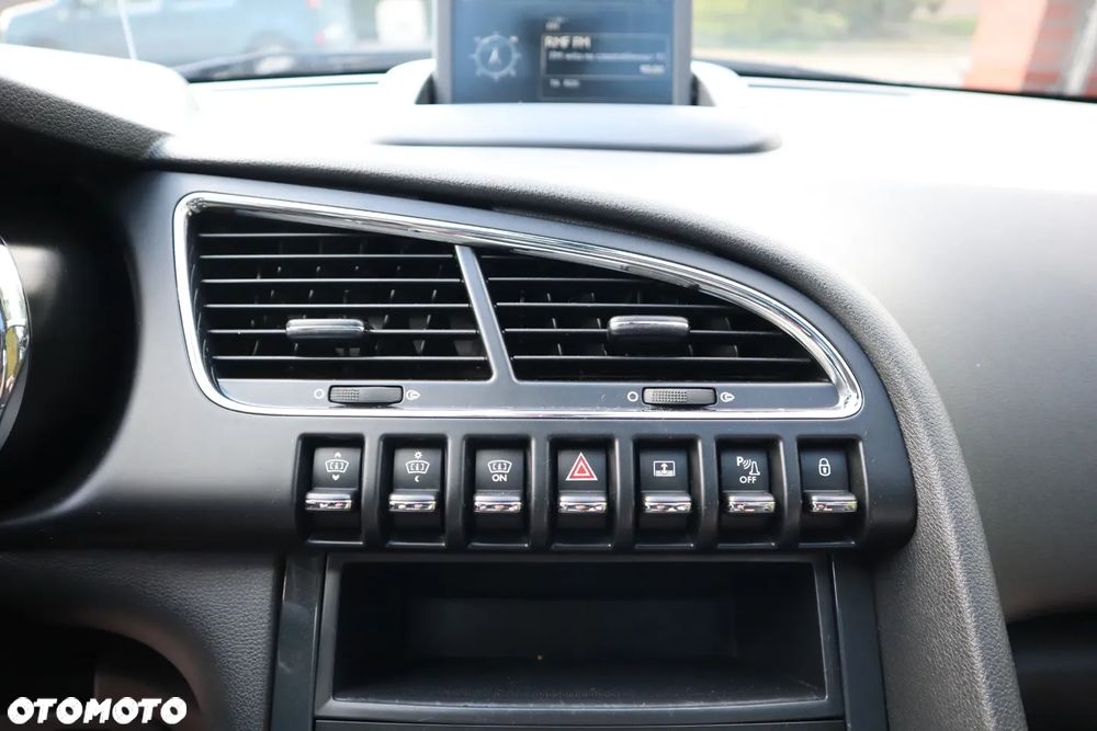 Peugeot 3008 1.2 PureTech Allure - 18