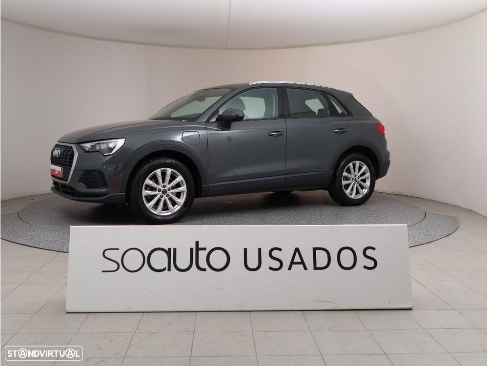 Audi Q3 45 TFSIe S tronic - 3
