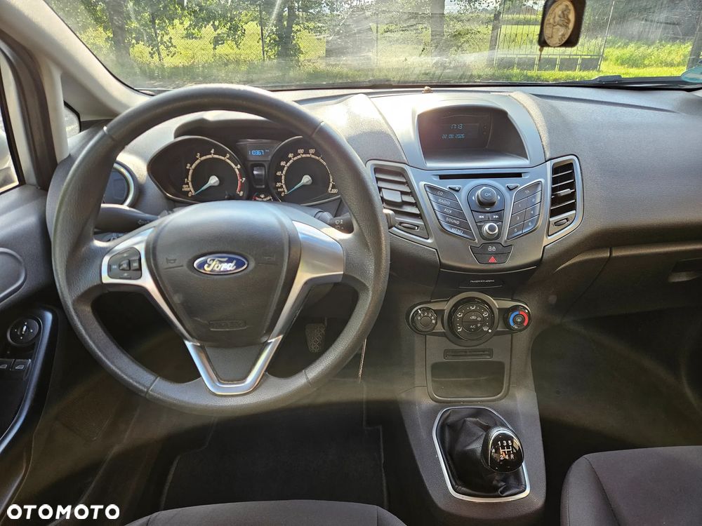 Ford Fiesta - 12