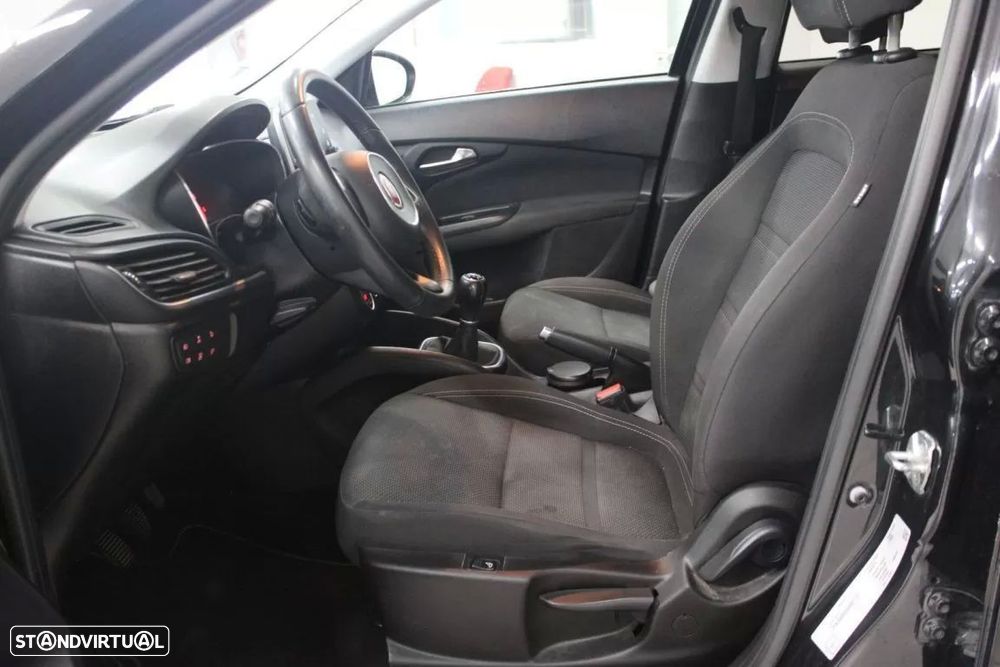 Fiat Tipo Station Wagon 1.3 M-Jet Lounge - 5