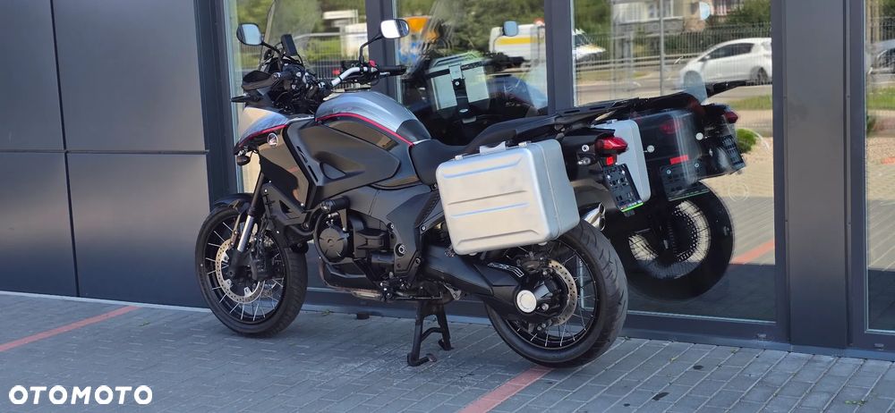 Honda VFR - 26