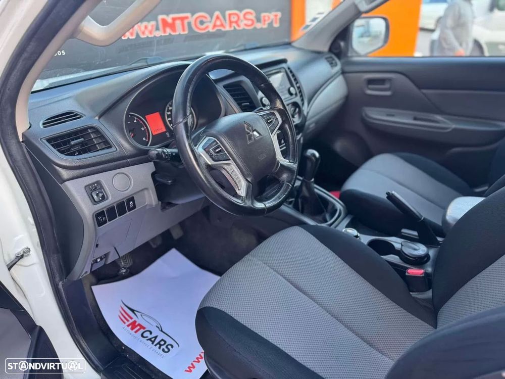 Mitsubishi L200 2.4 DI-D CD Invite 4WD - 6