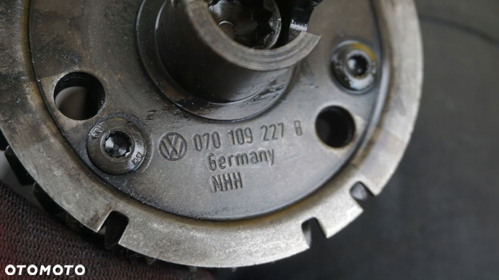 VW TOUAREG 2.5 TDI 09r 175KM BPE walek rozrzadu 070109227B - 3