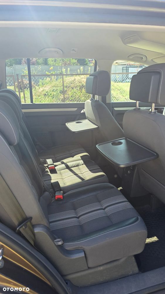Volkswagen Touran 1.4 TSI Highline Perfectline - 25