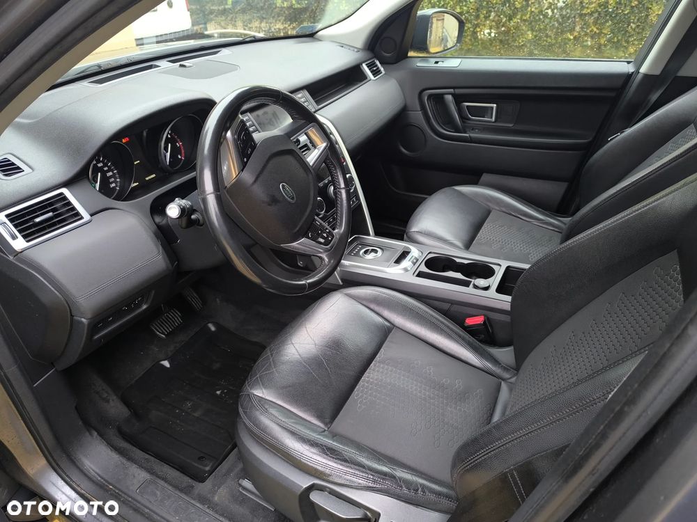Land Rover Discovery Sport - 3