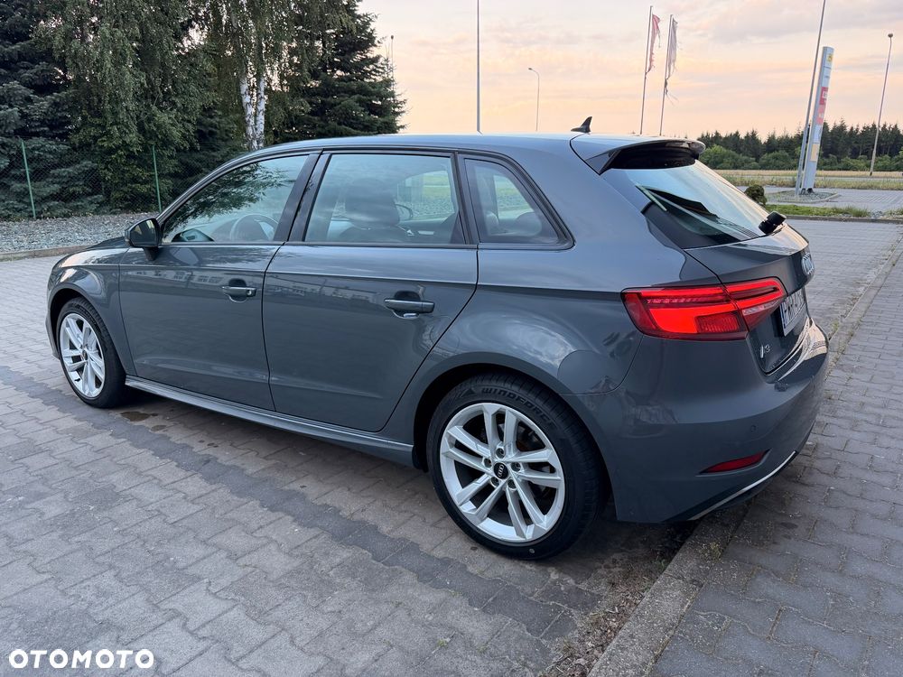 Audi A3 Sportback 40 e-tron S tronic sport - 5