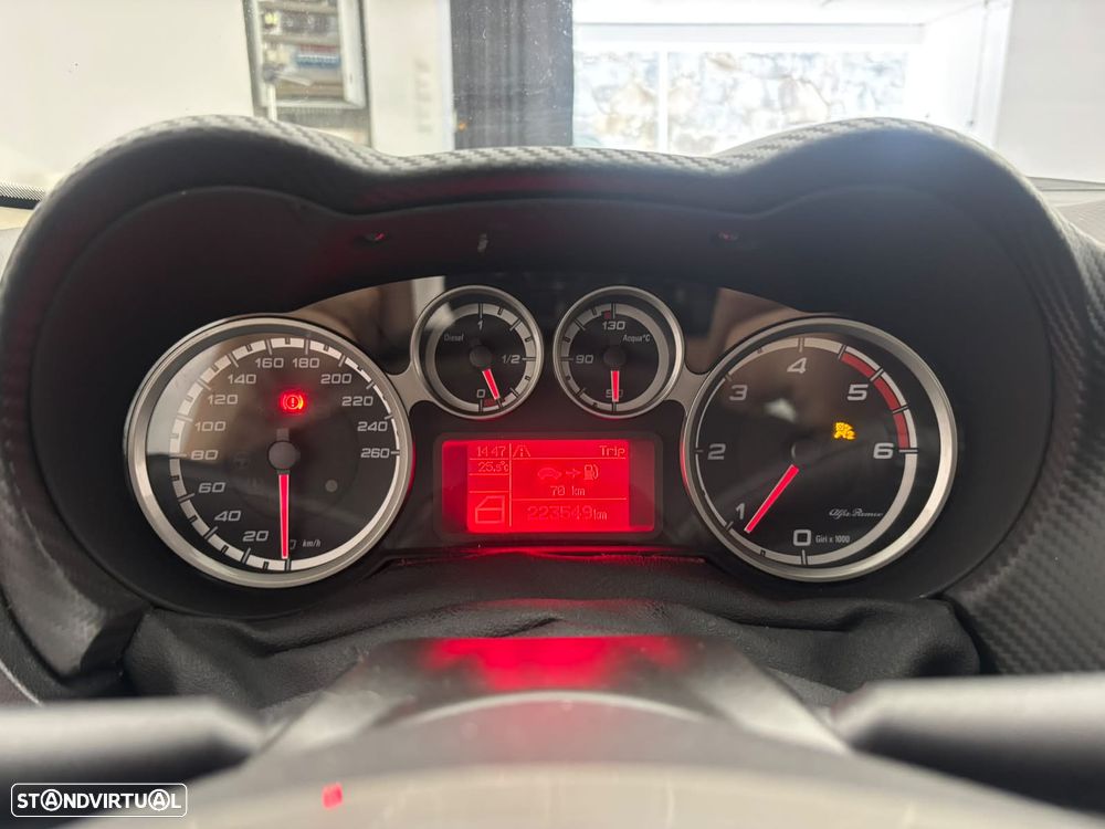Alfa Romeo MiTo - 8