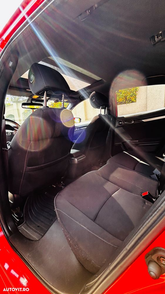 Honda Civic 1.5 VTEC Turbo CVT Sport Plus - 33