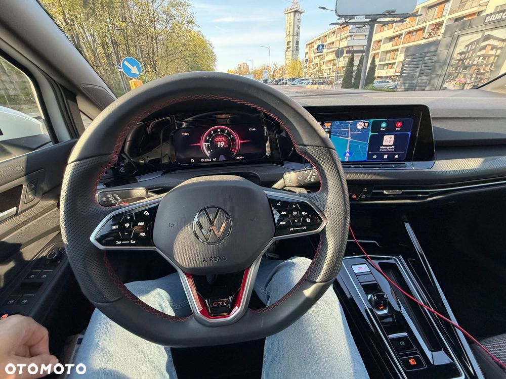 Volkswagen Golf - 12