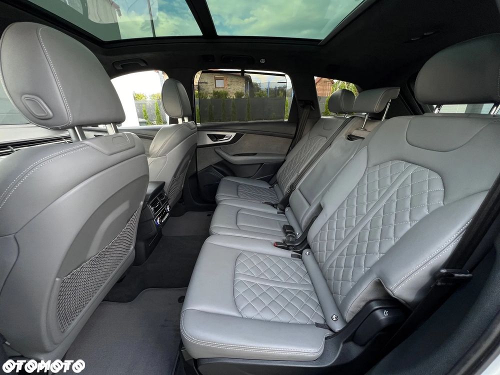 Audi SQ7 - 30