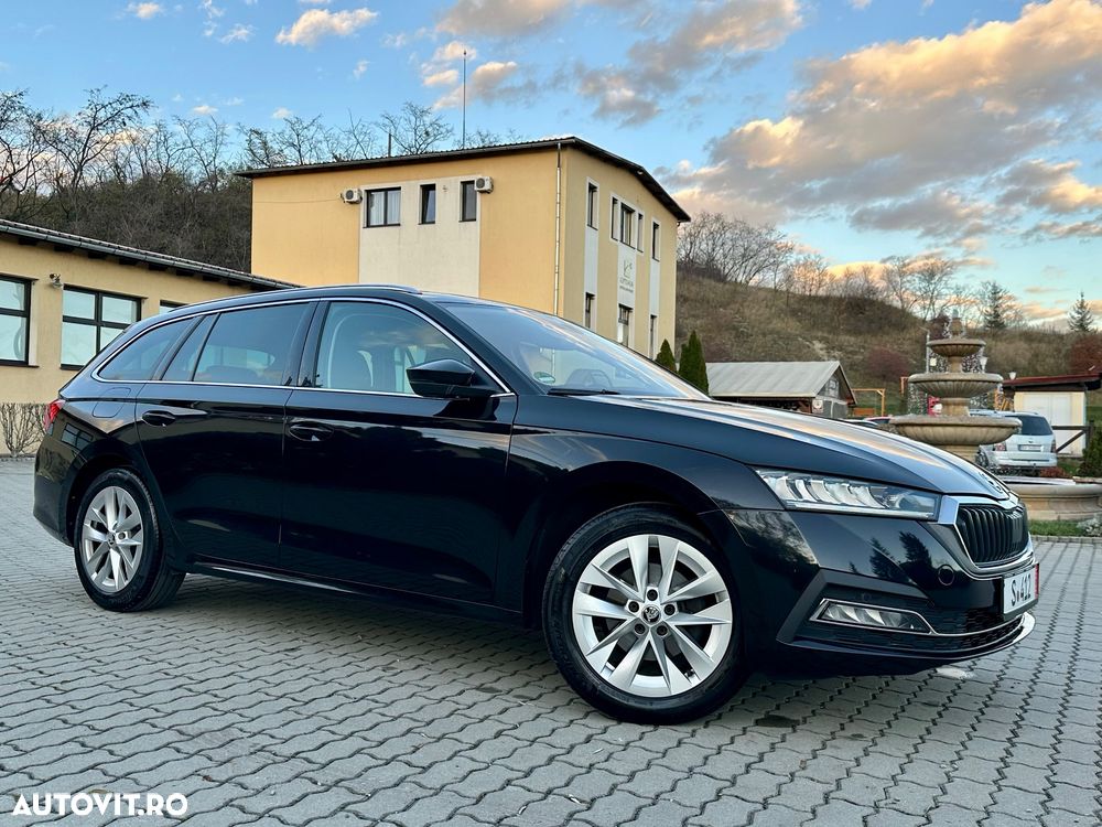 Skoda Octavia Combi Diesel 2.0 TDI DSG Ambition - 2