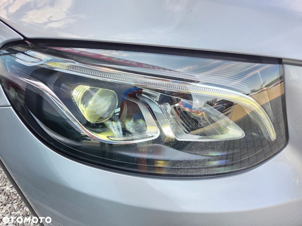 Mercedes-Benz GLC 250 4Matic 9G-TRONIC - 11