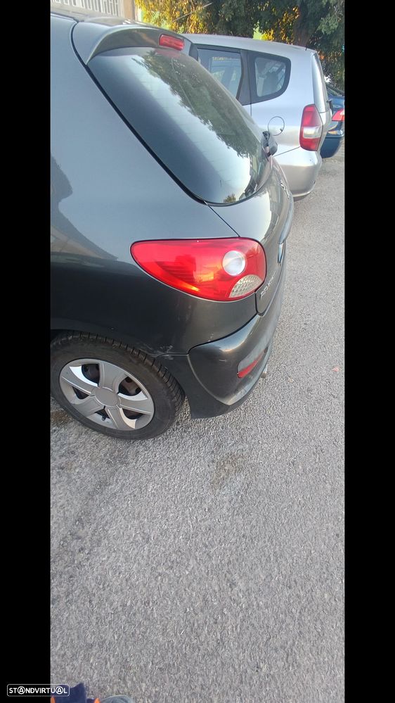 Peugeot 206+ 1.1 Urban - 3