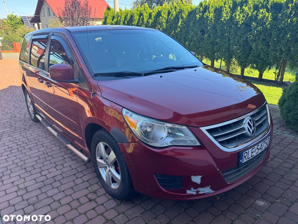 Volkswagen Routan - 2