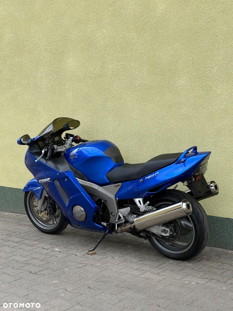 Honda CBR - 19