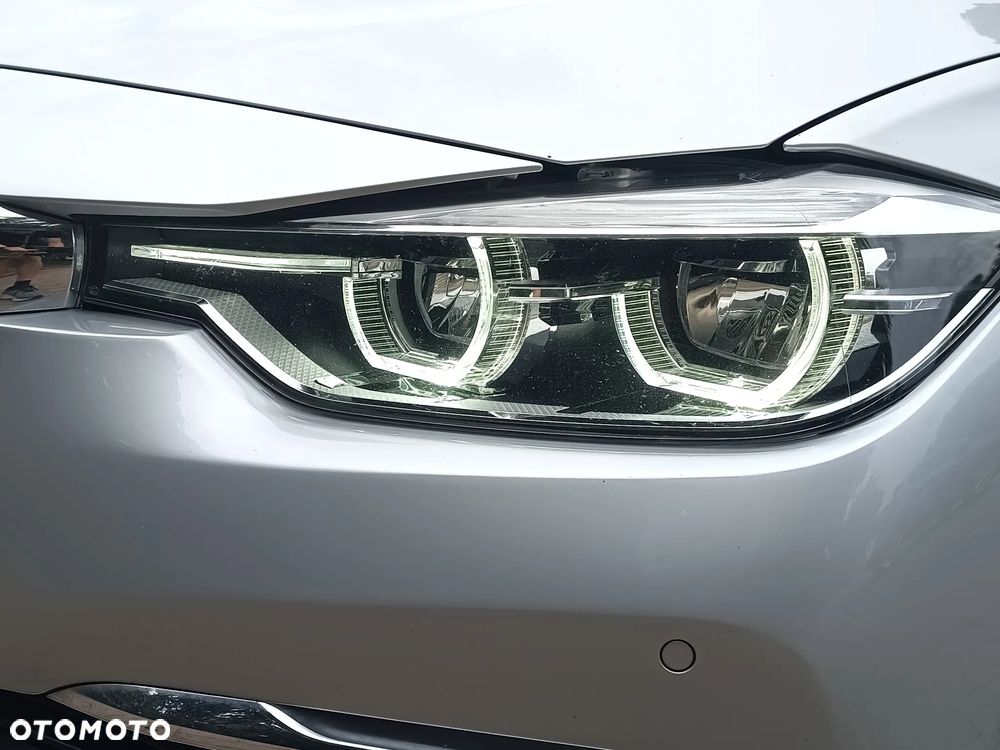 BMW Seria 3 330e iPerformance Luxury Line - 4