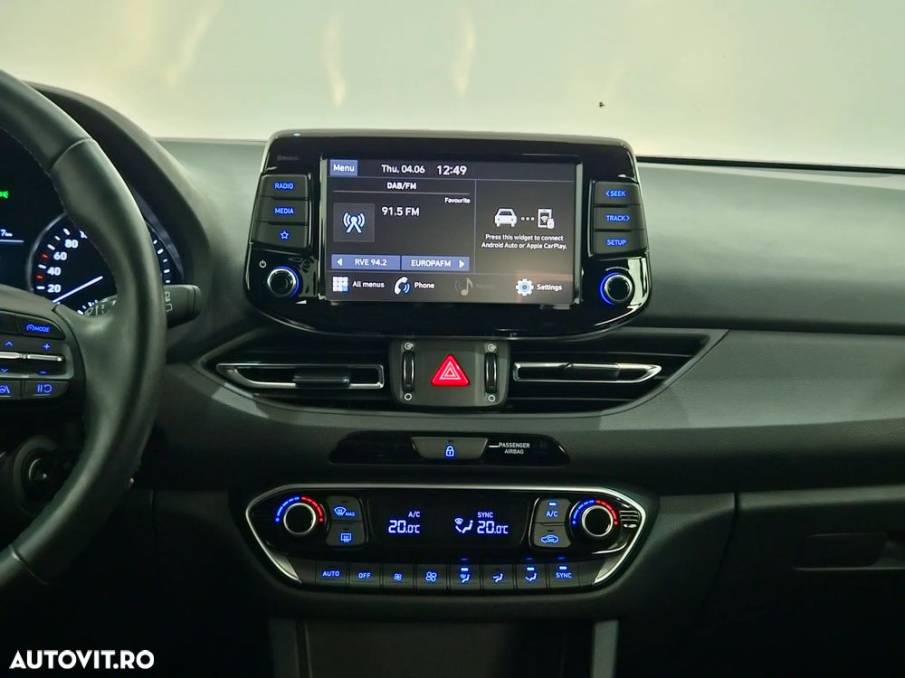 Hyundai i30 - 16