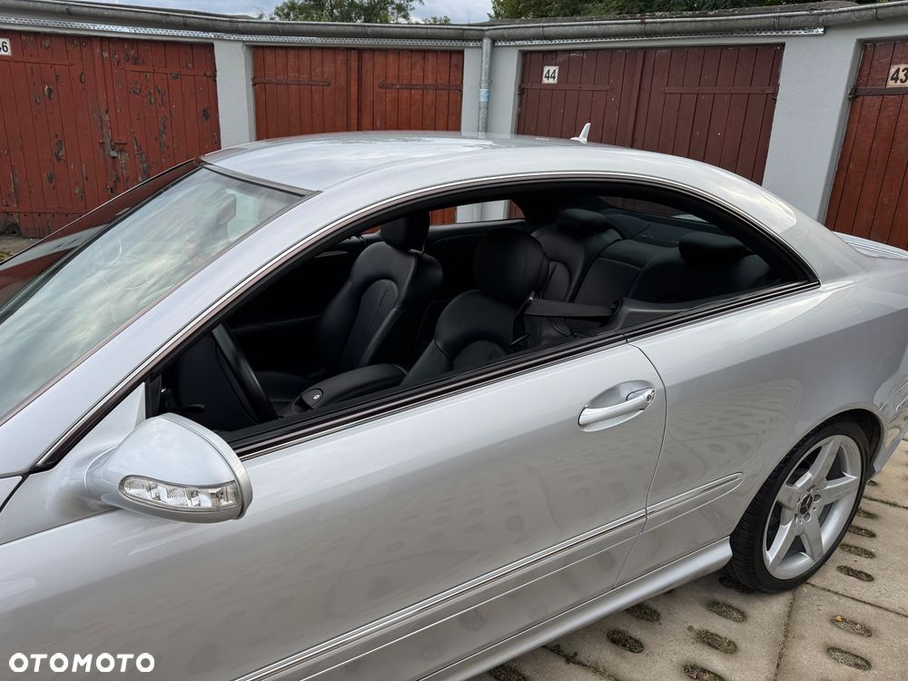 Mercedes-Benz CLK - 18