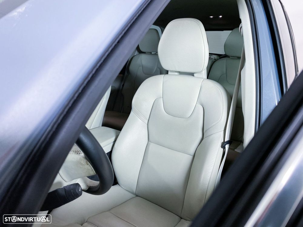 Volvo XC 90 2.0 T8 PHEV Inscription Expression AWD - 25