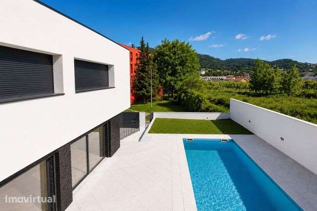 Moradia T4 + escritório em Gualtar, Braga - Grande imagem: 2/6